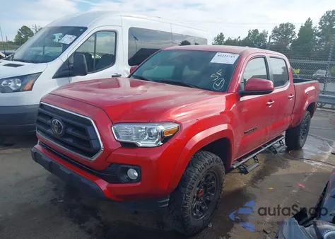 2022 Toyota Tacoma Sr5 V6 z USA, uszkodzony, nr VIN 3TYDZ5BNXNT015529